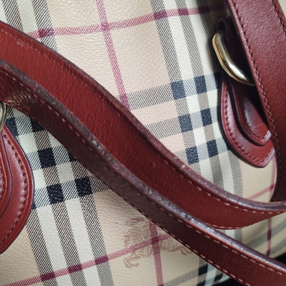 Burberry Haymarket Medium Tote - Picture 11 of 14
